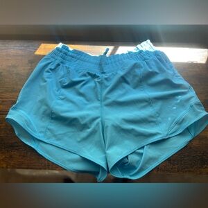 LULULEMON HOTTY HOT HR 4” SHORTS